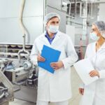 Salas limpias en plantas de alimentos: presión positiva, ventilación y clasificación